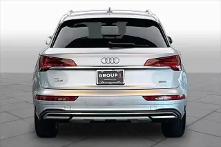 Audi Q5 2024 AWD quattro Premium 40 TFSI 4dr SUV