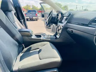 2023 Chrysler 300 Touring