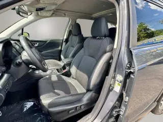 Subaru Forester 2021 con transmisión automática de cuatro ruedas y nivel de equipamiento Premium, 4 puertas Crossover