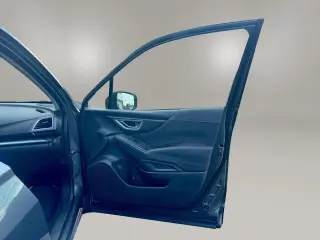 Subaru Forester 2021 con transmisión automática de cuatro ruedas y nivel de equipamiento Premium, 4 puertas Crossover