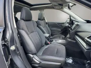 Subaru Forester 2021 con transmisión automática de cuatro ruedas y nivel de equipamiento Premium, 4 puertas Crossover