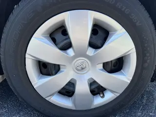 2009 Toyota Camry 4dr Sdn I4 Auto (Natl)