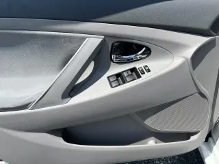 2009 Toyota Camry 4dr Sdn I4 Auto (Natl)