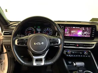 Kia K5 2023 GT-Line 4dr Sedán