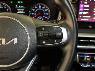 Kia K5 2023 GT-Line 4dr Sedán