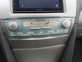 Toyota Camry Híbrido 2009 Base 4dr Sedán