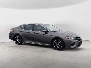 Toyota Camry 2018 SE 4dr Sedán