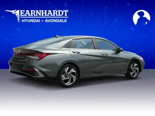 Hyundai ELANTRA Hybrid 2025 Limited 4dr Sedán