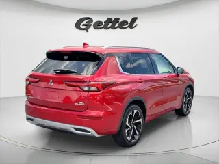 Mitsubishi Outlander PHEV 2023 AWD SEL 4dr SUV