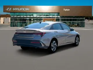 Hyundai ELANTRA 2025 SEL Sport 4dr Sedán