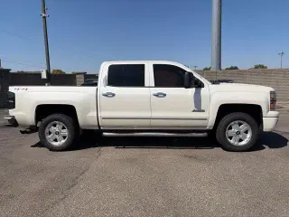 Chevrolet Silverado 1500 2014 4x4 High Country 4dr Crew Cab 5.8 ft. SB