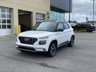 Hyundai VENUE 2026 SEL 4dr Crossover con Techo de Dos Tones