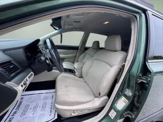Subaru Outback 2010 AWD 2.5i Premium 4dr Wagon CVT
