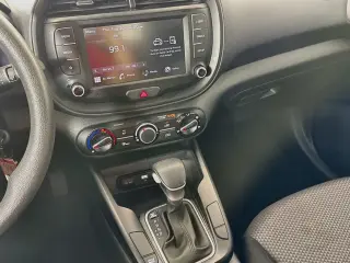 Vehículo Kia Soul 2025 LX 4dr Crossover