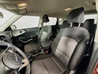 Vehículo Kia Soul 2025 LX 4dr Crossover