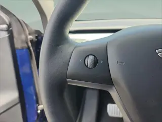 Modelo Y Tesla 2024 AWD Desempeño 4 tránsitos Crossover