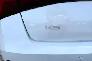 Kia K5 2025 GT sedán de 4 puertas