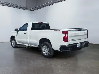 Chevrolet Silverado 1500 2024 4x4 Work Truck 2dr Regular Cab 8 ft. LB