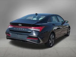 Hyundai ELANTRA 2025 Limited 4dr Sedán