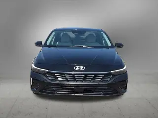 Hyundai ELANTRA 2025 Limited 4dr Sedán