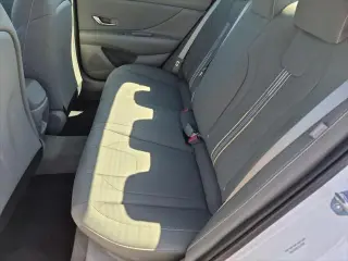 Hyundai ELANTRA 2026 SEL Sport 4dr Sedán