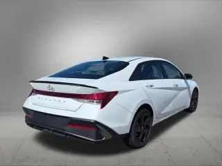 Hyundai ELANTRA 2026 SEL Sport 4dr Sedán