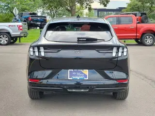 Ford Mustang Mach-E 2024 AWD Premium 4dr SUV