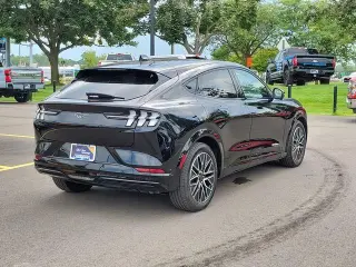 Ford Mustang Mach-E 2024 AWD Premium 4dr SUV