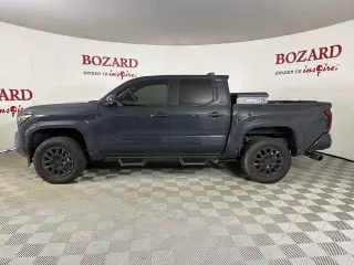 Toyota Tacoma 2026 4x4 SR5 4dr Double Cab con cabina de 6.1 pies de largo