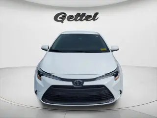Toyota Corolla 2024 LE 4dr Sedán