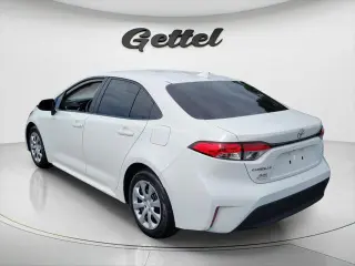 Toyota Corolla 2024 LE 4dr Sedán