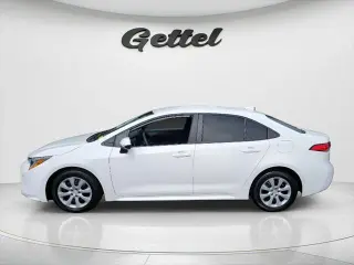 Toyota Corolla 2024 LE 4dr Sedán