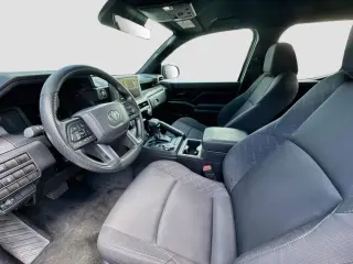 Toyota Tacoma 2025 4x4 SR5 4dr Cab de doble 6.1 pies