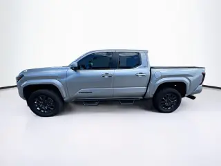 Toyota Tacoma 2025 4x4 SR5 4dr Cab de doble 6.1 pies