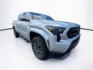 Toyota Tacoma 2025 4x4 SR5 4dr Cab de doble 6.1 pies