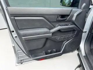 Toyota Tacoma 2025 4x4 SR5 4dr Cab de doble 6.1 pies
