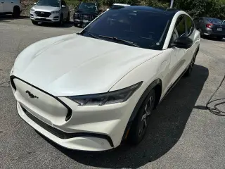Ford Mustang Mach-E 2021 Premium 4dr SUV en español es: Ford Mustang Mach-E 2021 Premium 4dr SUV