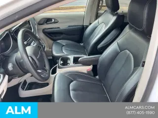 Chrysler Pacifica 2023 Touring L 4dr Mini-Van