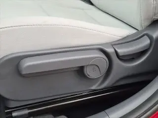 Hyundai KONA 2026 SE AWD 4dr SUV