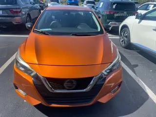 Nissan Versa 2020 SR 4dr Sedán