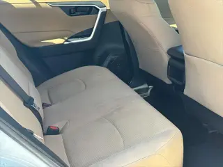 Toyota RAV4 2019 LE 4dr SUV
