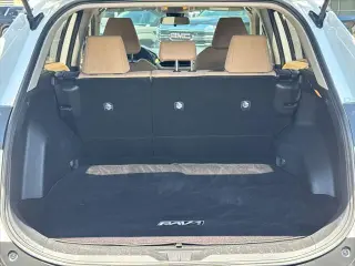 Toyota RAV4 2019 LE 4dr SUV