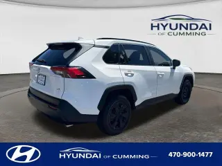 Toyota RAV4 2019 LE 4dr SUV