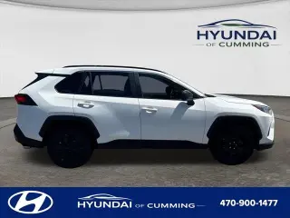 Toyota RAV4 2019 LE 4dr SUV