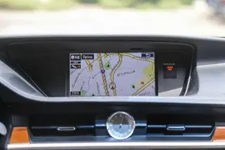 Lexus ES 300h 2015 4dr Sedan