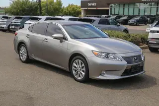 Lexus ES 300h 2015 4dr Sedan