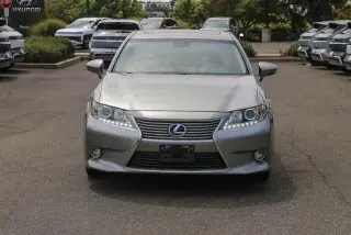 Lexus ES 300h 2015 4dr Sedan
