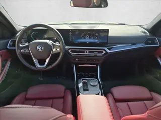 BMW 3 Serie 2024 330e 4dr Sedán