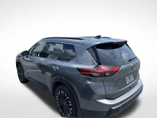 Nissan Rogue 2026 Dark Armor 4dr Crossover