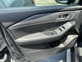 Nissan Rogue 2026 Dark Armor 4dr Crossover